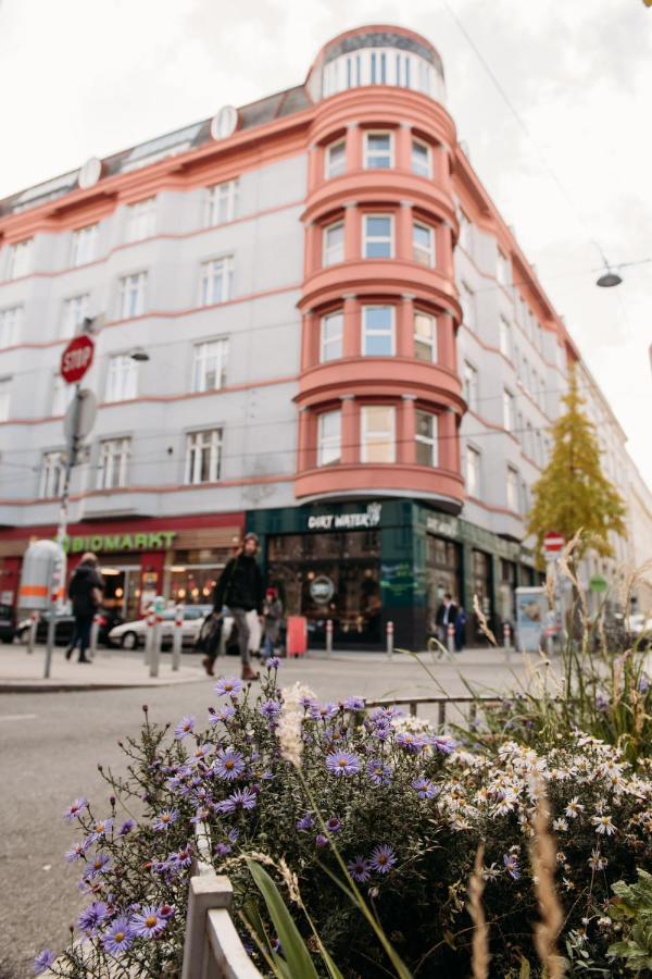 Vienna Boutique - Premium Hostel Екстер'єр фото
