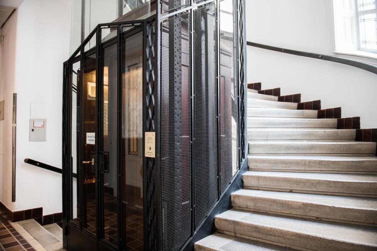 Vienna Boutique - Premium Hostel Екстер'єр фото