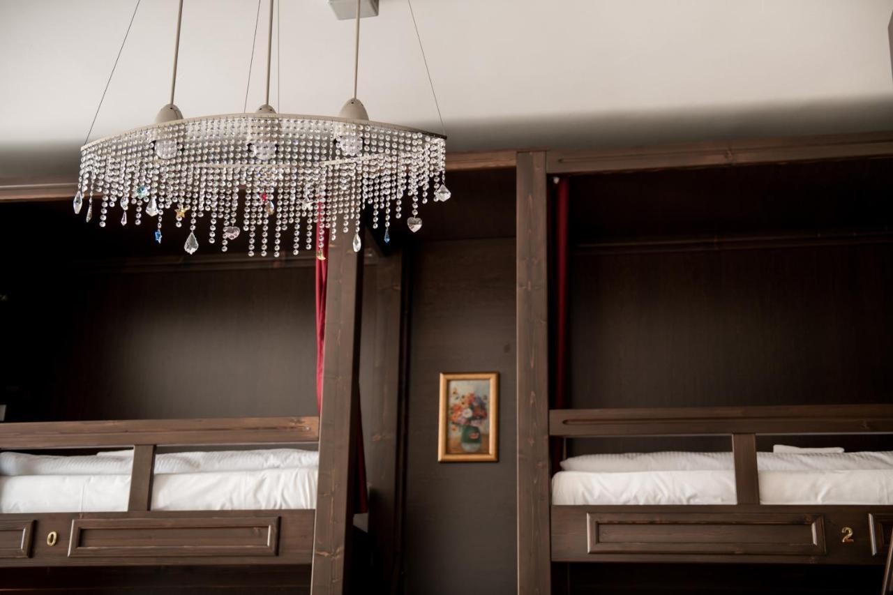 Vienna Boutique - Premium Hostel Екстер'єр фото