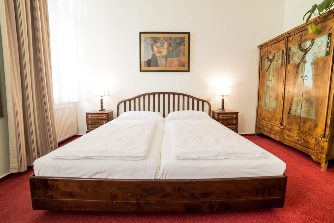 Vienna Boutique - Premium Hostel Екстер'єр фото